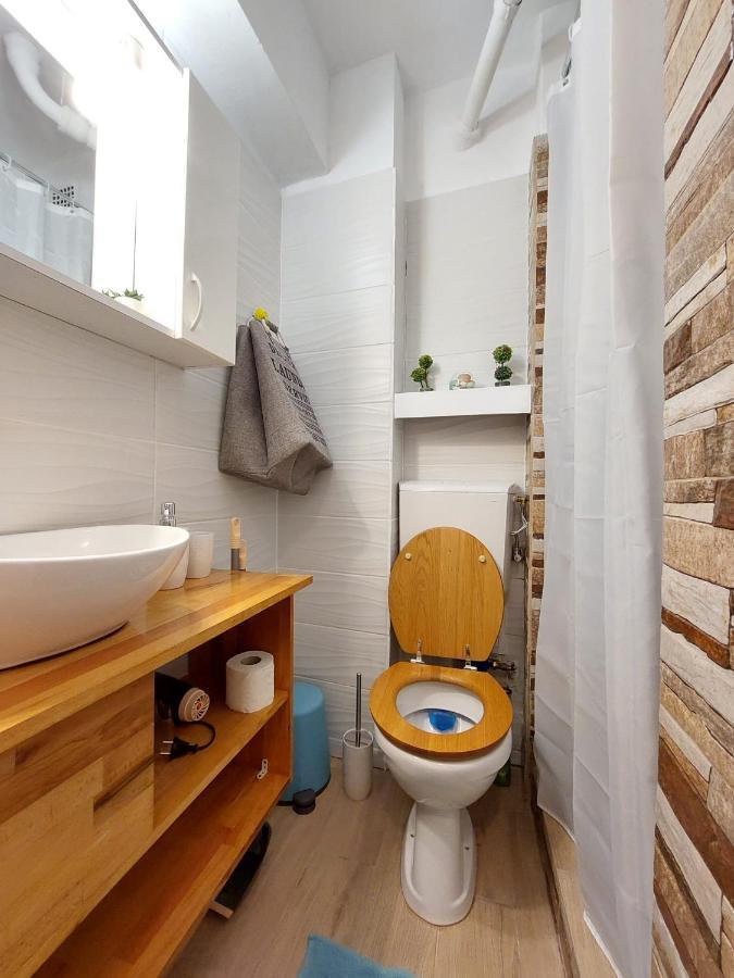 Laroka House Cosy Studio Universitate Βουκουρέστι Εξωτερικό φωτογραφία